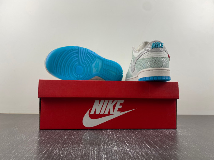 nike dunk low lx