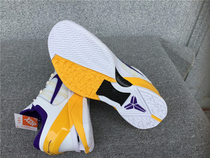 nike zoom kobe 7 system
