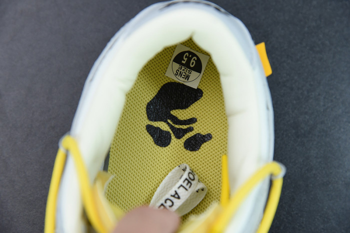 ow x dunk low 