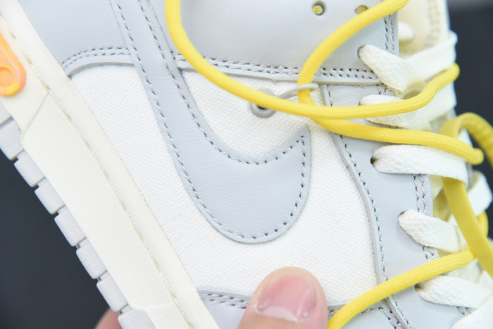 ow x dunk low 