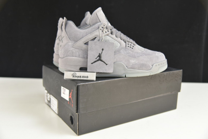 kaws x air jordan 4 retro