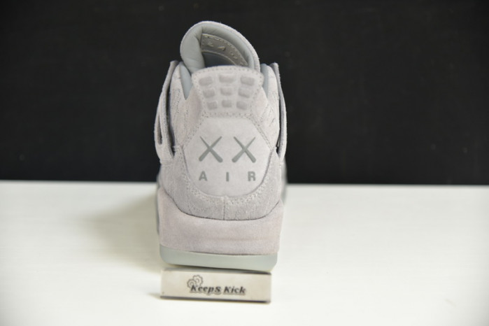 kaws x air jordan 4 retro