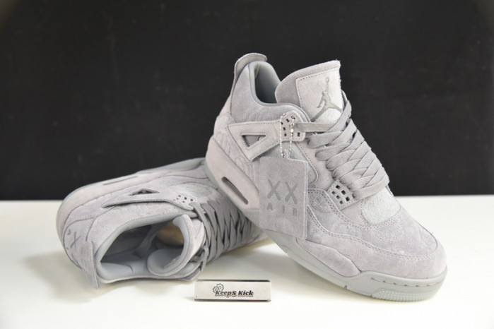 kaws x air jordan 4 retro